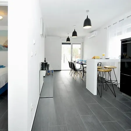 Porto Apartament Trogir