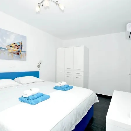 Porto Apartmán Trogir